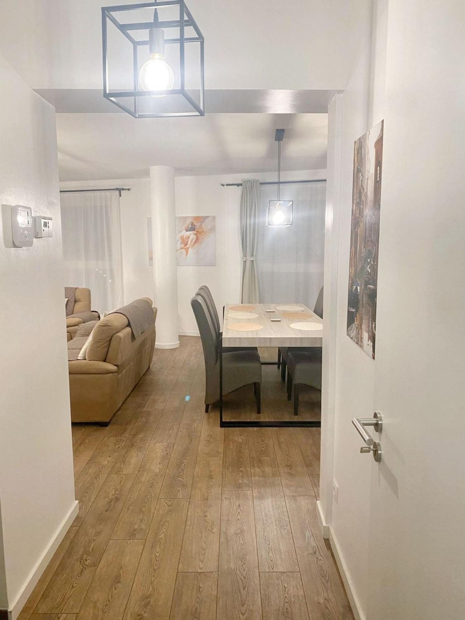 Modern Apartment In Cureghem Anderlecht 134 M² + Terrace Bryssel Exteriör bild