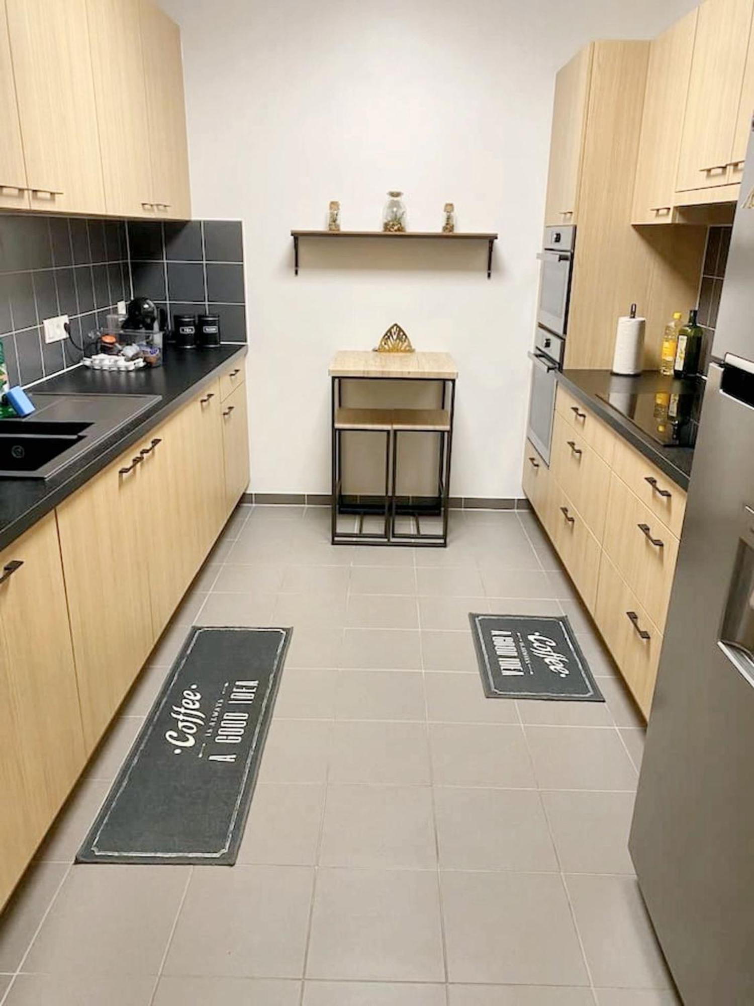 Modern Apartment In Cureghem Anderlecht 134 M² + Terrace Bryssel Exteriör bild