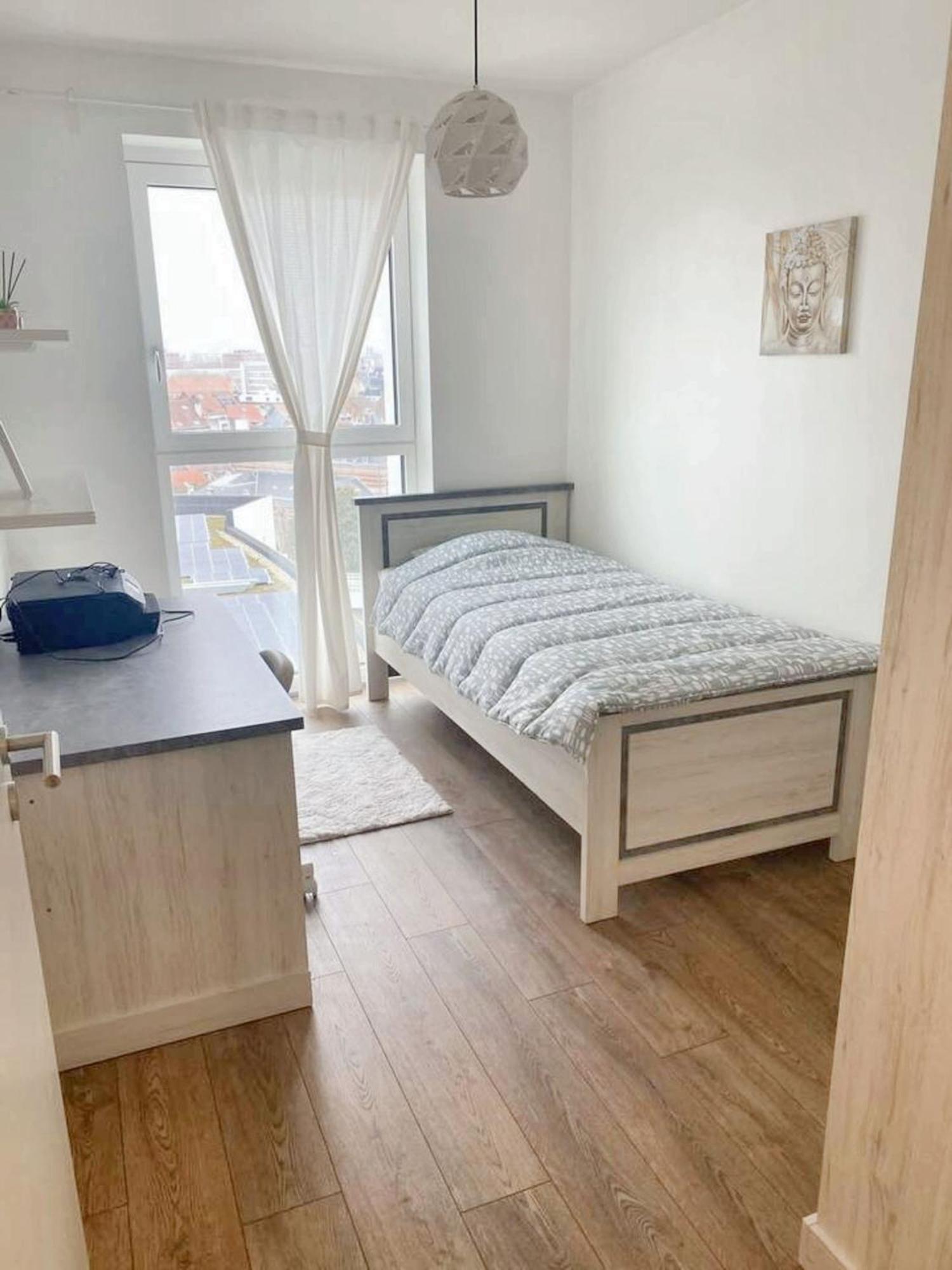 Modern Apartment In Cureghem Anderlecht 134 M² + Terrace Bryssel Exteriör bild
